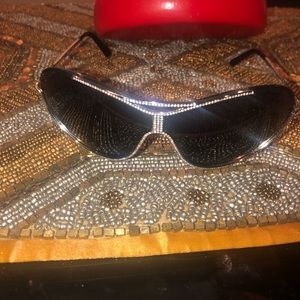 💯 Authentic Valentino Crystal Sunglasses